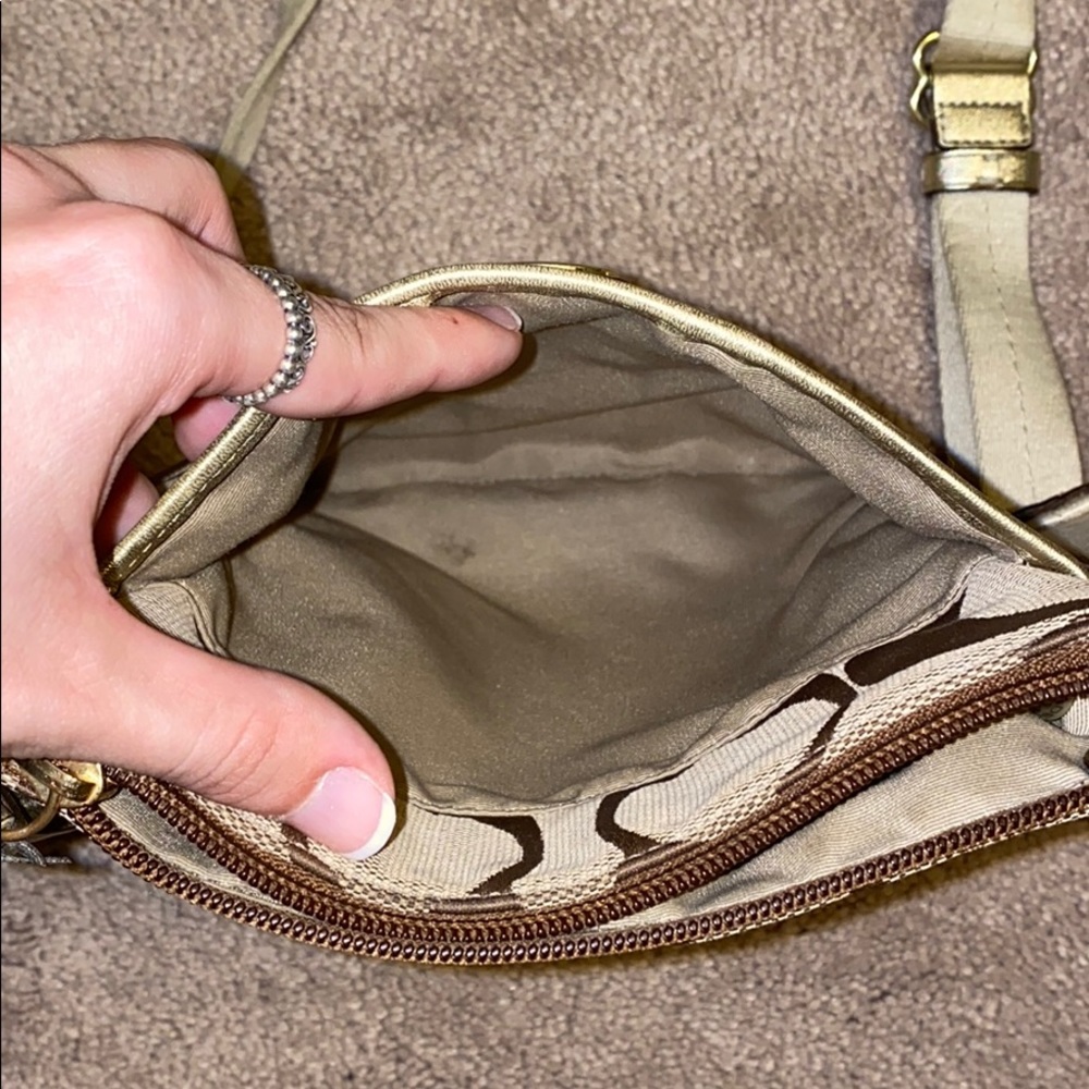 Coach Side Bag - Picture 6 of 6